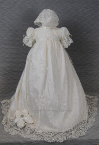 4255 (Ivory Lace): Girls' Silk Christening Gown