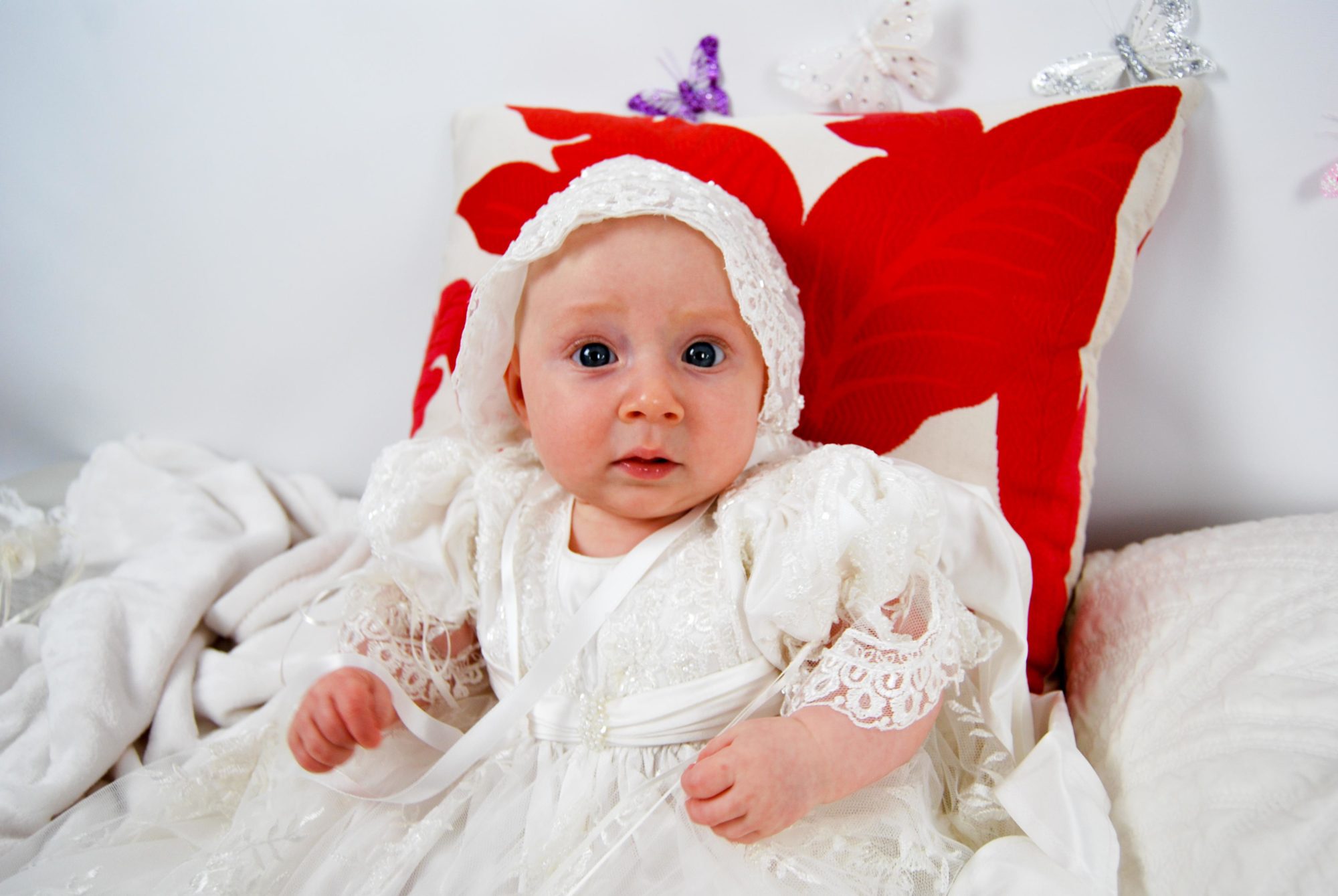 4255 (Ivory Lace): Girls' Silk Christening Gown