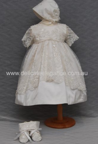 4257 (Ivory Lace): Girls' Silk Christening Dress