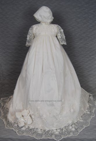 4267 (Ivory Lace): Girls’ Silk Christening Gown