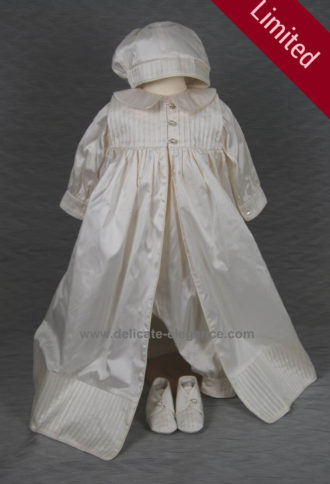 421415: Boys' Silk Christening Romper & Cape Set