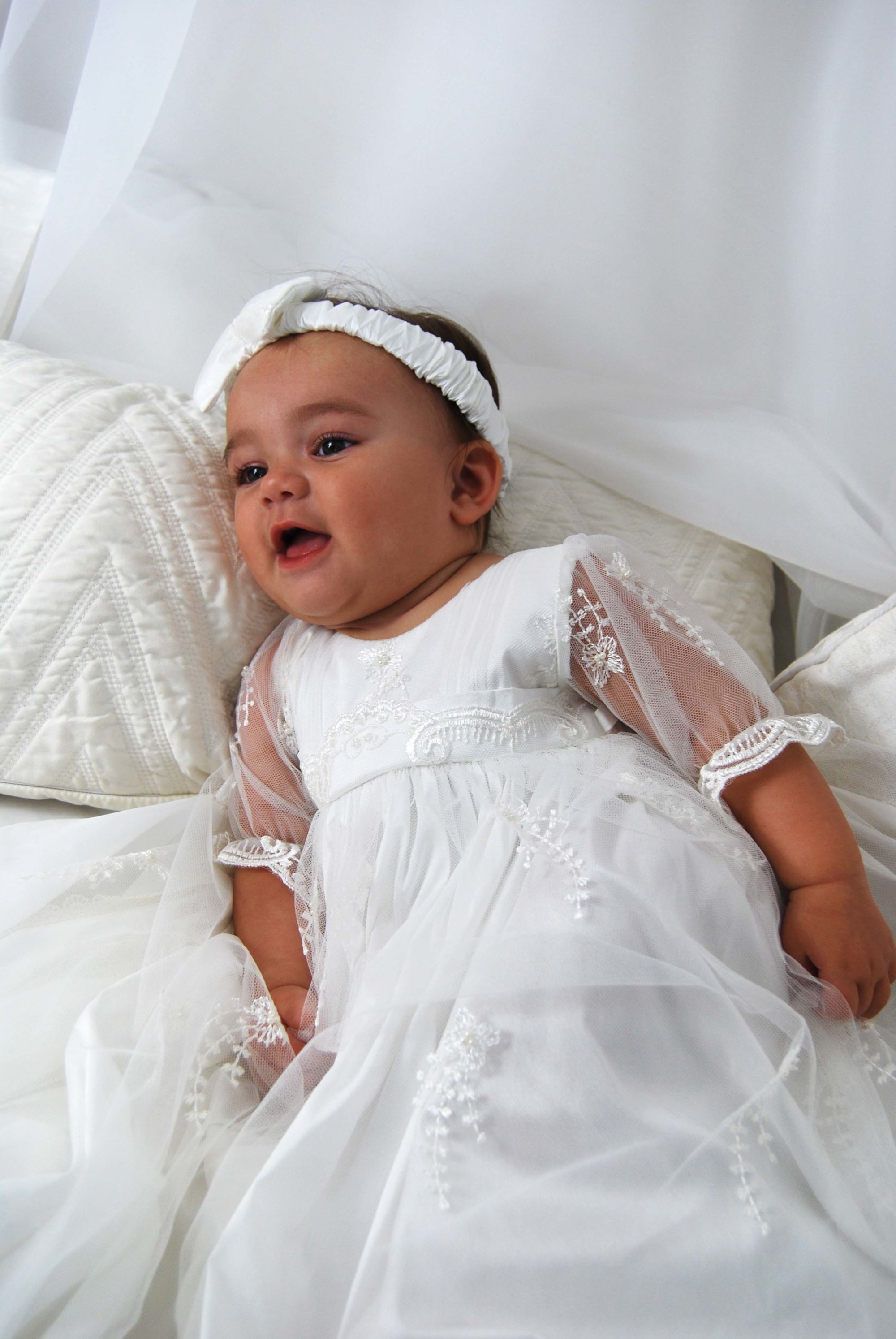 4266 (Ivory Lace): Girls' Christening Gown