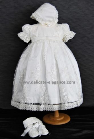 4257SPD: Girls' Christening Dress